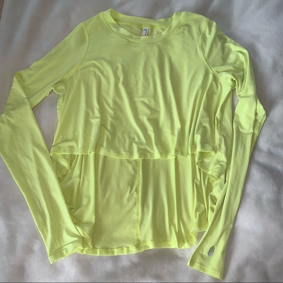 NWOT Movement Cadence Layering Tee Top - Picture 6 of 12